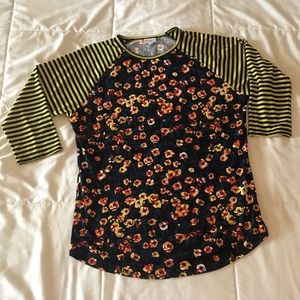 Size XL LulaRoe Randy Tee